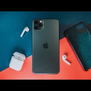 iPhone 11 all black